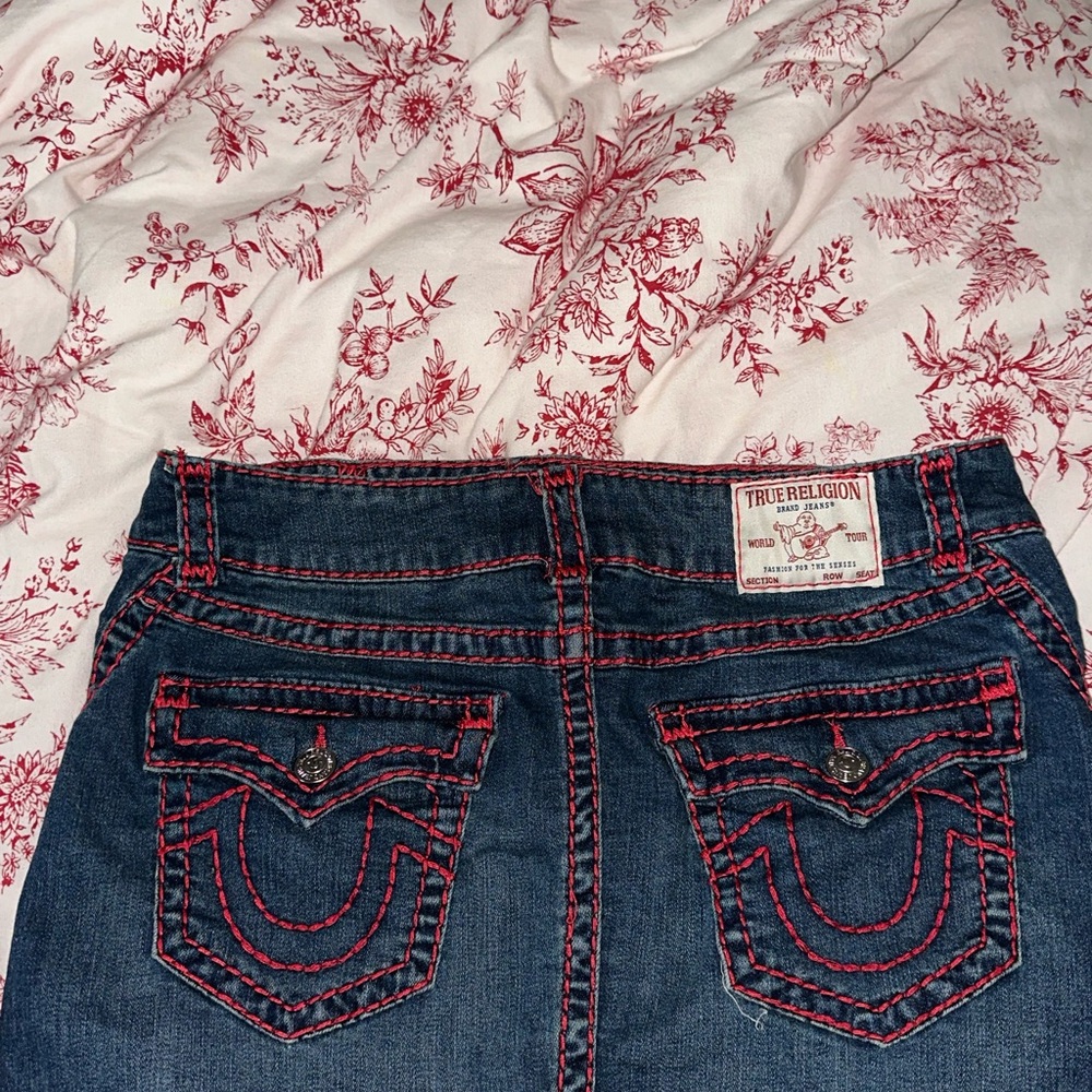 True Religion Women's Denim Jeans with Red Accents size 32